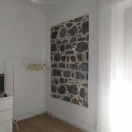 Lormar House