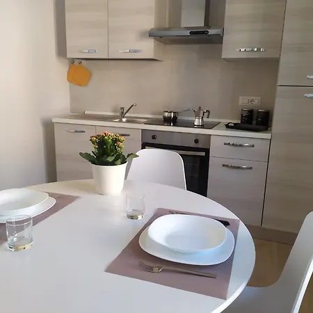 公寓 Lormar House 奥里斯塔诺