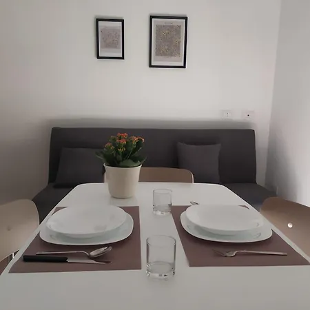 Apartman Lormar House