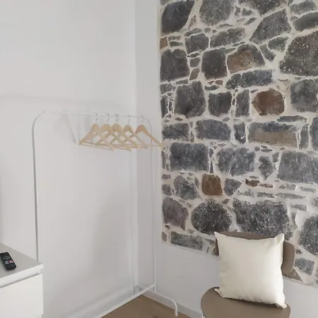 Lormar House شقة